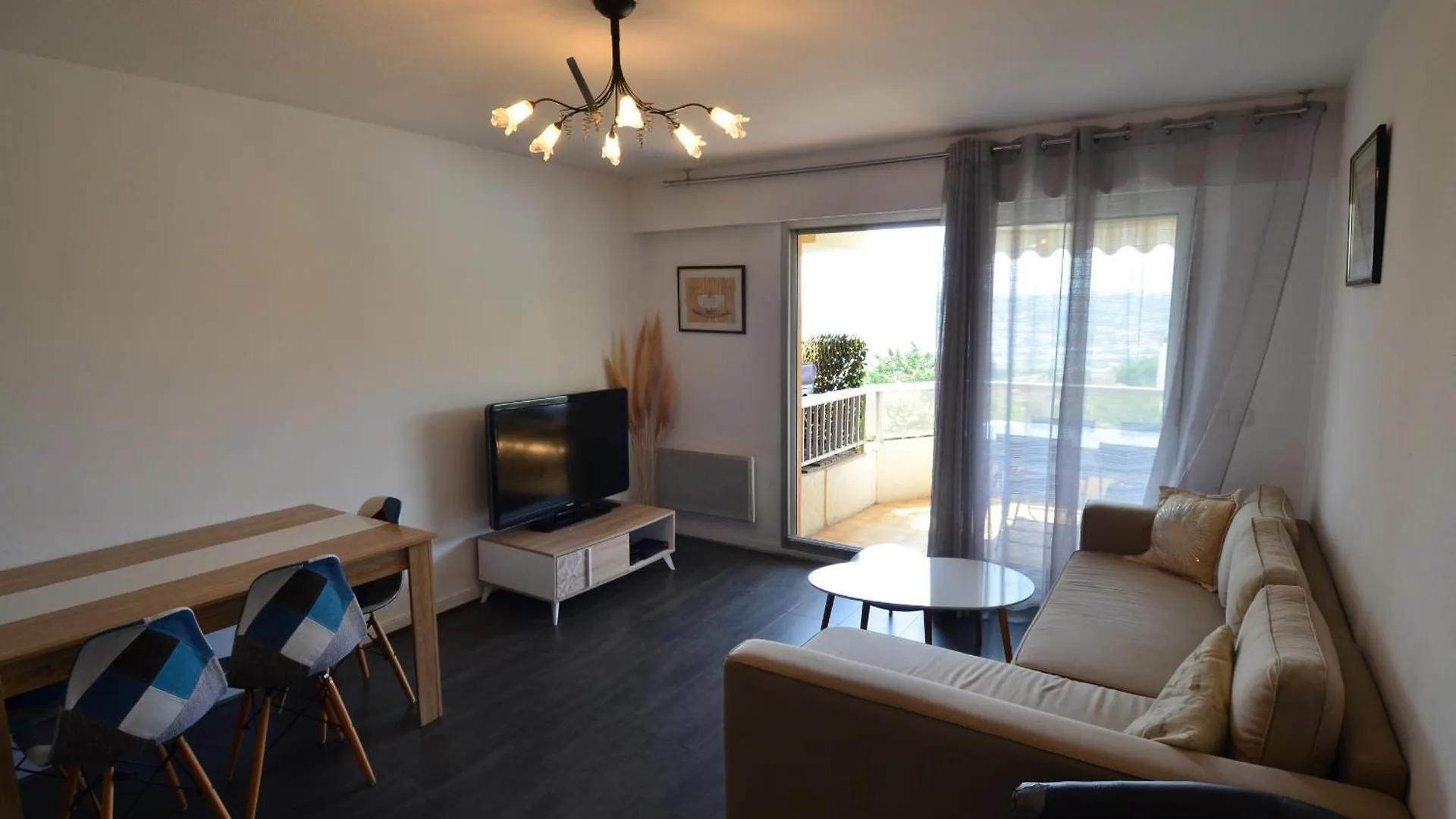 Apartmán Plein Ciel - Appartement 5 Personnes Avec Piscine Sur La Corniche Fleurie A Nice